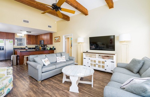 Fort Morgan House | Cabana Beach House- The Sand is White~ The Water is Clear! Why are You not here?