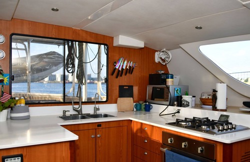 Titusville House | Catamaran Vacation on the Water!