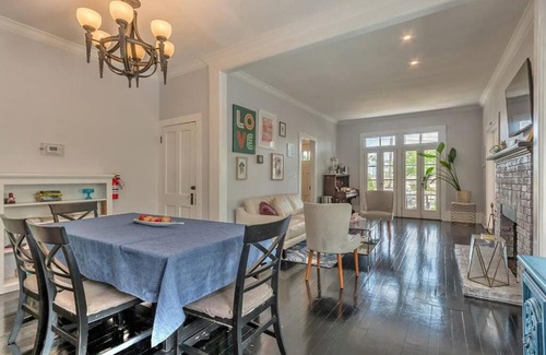 South Beach Street Historic District House | Charming Fox Tail Estate