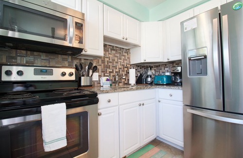 Bay Esplanade Condo | Clearwater Beach Suites #203