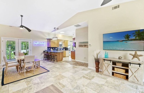 Palm Harbor House | Coastal SeaRenity - Fall and holiday deals!