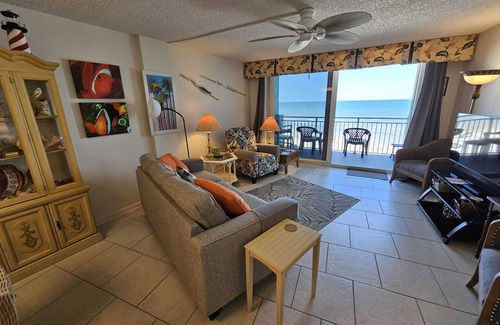 Driggers Condo | Condo ∙ 2 bedrooms ∙ 7 guests
