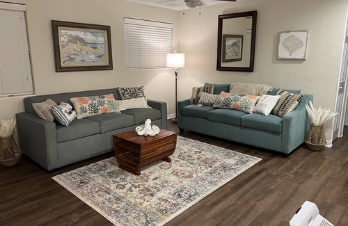 Town Of Blake House | Cozy Daybreak Home in Daytona Beach - Near it all!