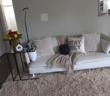 Greenacres Hostel | Cozy room for rent