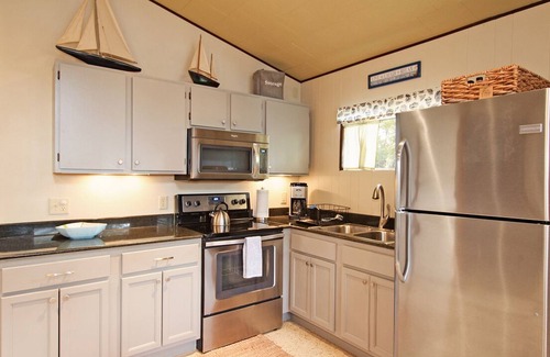 Crystal Beach House | Crystal Beach Cottage | Family Tides
