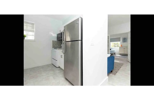 Buena Vista House | Design District Apartment E