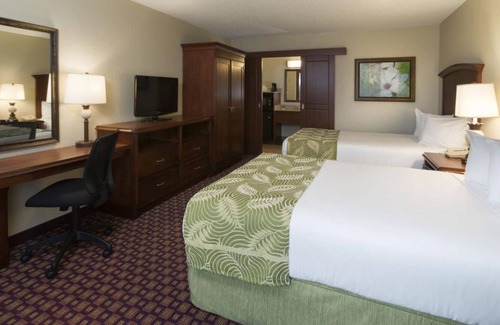 Florida Central Atlantic Coast House | Disney is Calling! 2 Family-Friendly Units, Free Parking, Near Pointe Orlando