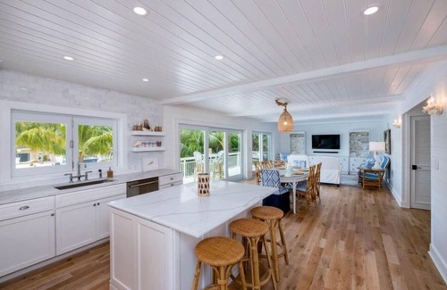 Venetian Shores House | Enjoy the good life in the perfect Islamorada Home!