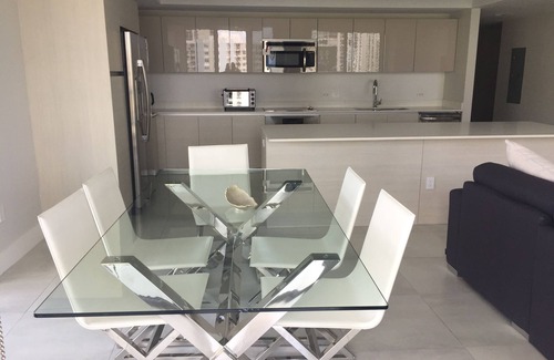 Hallandale Beach Condo | ENJOY YOUR VACATION AT BEACHWALK RESORT-STYLE AMENITIES & THE CONFORMTS OF HOME