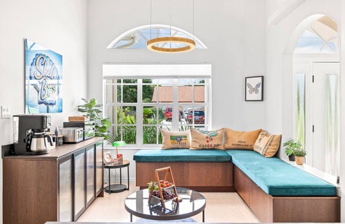 Palm Harbor House | European-Designed Luxury: Heated Pool/Spa/Parlor