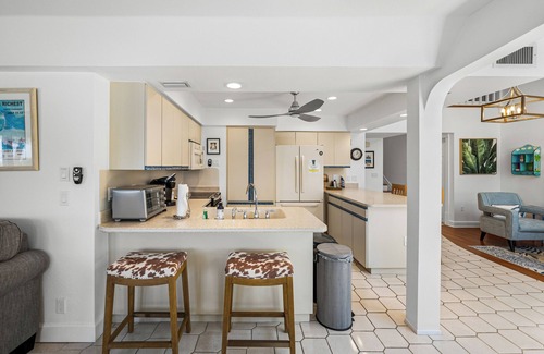 Boca Grande House | Experience luxury at H-821 Belcher, a spacious 4-bedroom home in Boca Grande!