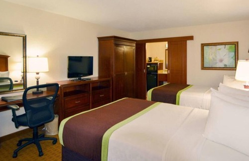 Florida Central Atlantic Coast House | Family and Friends Vacation! 2 Spacious Units, Near Air Force Fun, Pools, Shuttle
