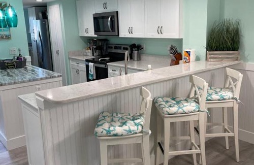 Indian Shores Villa | FIRST-CLASS ALL INCLUSIVE WATERFRONT DREAM w GOLF CART INCLUDED