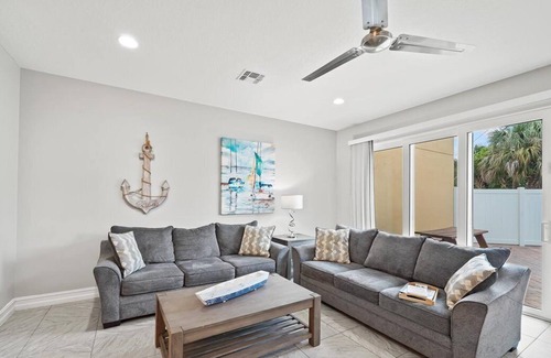 Indian Harbour Beach House | Fortebello Beachside 160 - quaint Beachtown near SpaceCoast