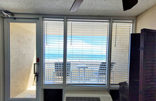 Daytona Beach Shores Condo | FREE DAILY ACTIVITIES-Best Location-Direct Oceanfront-Close Walk to Restaurants/Pier-Private Balcony