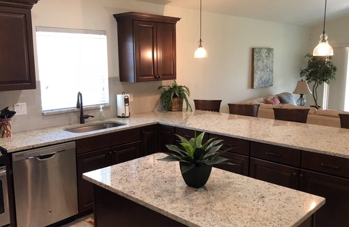 Tavares House | Gorgeous fully furnished home in gated golf community!