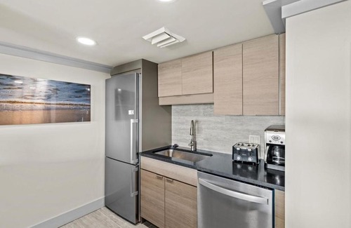 Holiday Isle Apartment | Gulf Shore Condo #120 Condo