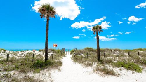 Bradenton Beach Apartment | Gulf Watch 212 - 1509581