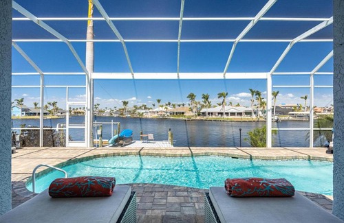 Pelican House | Heated Pool, Outdoor Kitchen, Sleeps 10! - Villa Bay Vista - Roelens Vacations