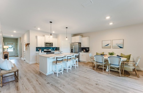 Port St. Joe House | HeatedCommunityPool,FreeGolfCart,Walk2Beach,Steps2Pool,BeachEquipment