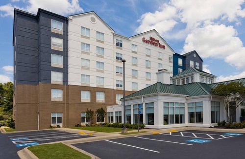 Homewood Hotel | Hilton Garden Inn Birmingham/Lakeshore Drive