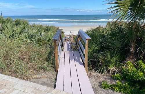 New Smyrna Beach House | House ∙ 3 bedrooms ∙ 8 guests