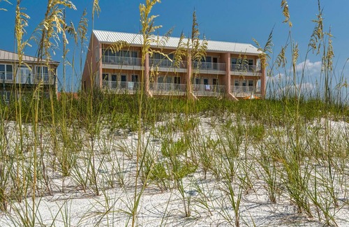 Navarre Beach House | House ∙ 4 bedrooms ∙ 8 guests