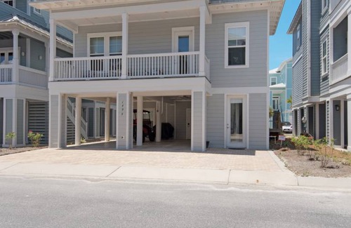 Navarre Beach House | House ∙ 4 bedrooms ∙ 10 guests