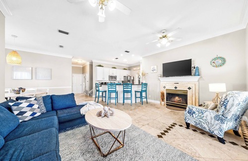 Crystal Shores House | Huge Discounts Oct-Dec Dogs ok Golf Cart/Bikes