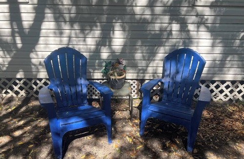 Downtown Apartment | Ice hockey & Baseball fans we have a place for you!