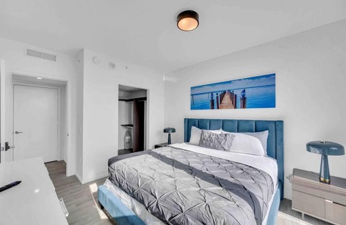 Downtown Miami Apartment | Incredible Corner Unit Downtown Miami
