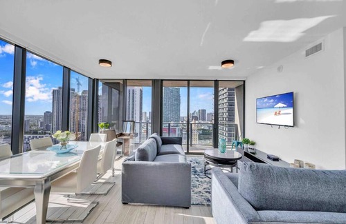 Downtown Miami Apartment | Incredible Corner Unit Downtown Miami
