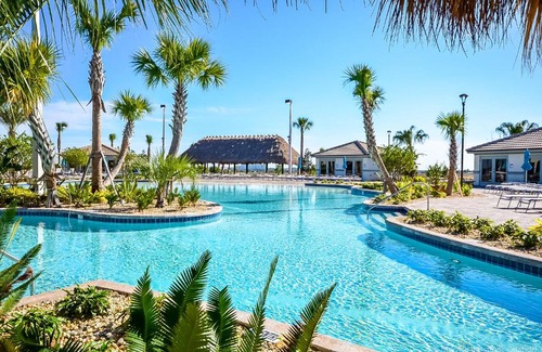 Davenport House | INCREDIBLE HOME Private Pool & Spa Game Room