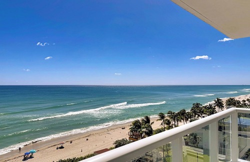 Sunny Isles Beach Apartment | Insta-Worthy. Ocean Front-Best Corner unit in building. Everything is Luxurious