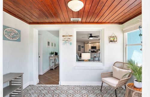 Bradenton Beach House | Island Daze | Newly Renovated Beach Retreat Steps from Bridge Street