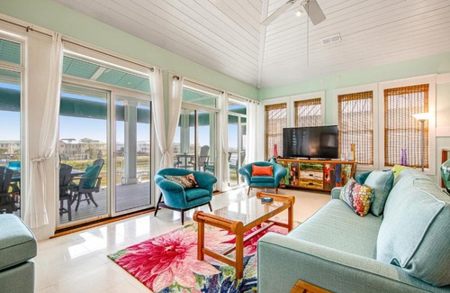 Holiday Isle House | It Doesn't Get Any Better at Destin Pointe