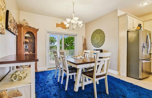 East End House | IT IS MOST DEFINITELY 5 O'CLOCK at this amazing house and time to sit back and enjoy the gulf view