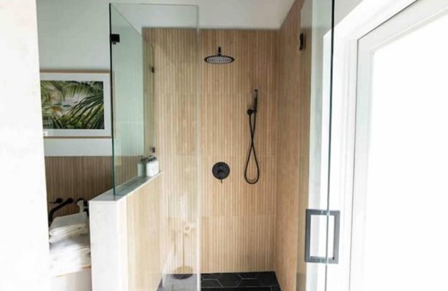 Biscayne Park House | La Bohemia Guest Room