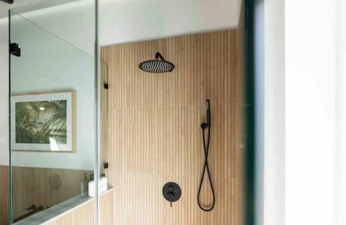 Biscayne Park House | La Bohemia Guest Room