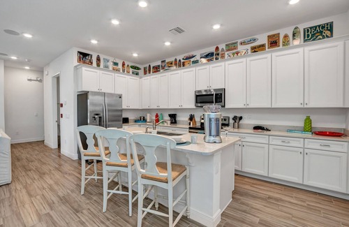 West Kissimmee Villa | Last Minute Disney Getaway! Villa with Private Pool & Hot Tub. Book Now! #39456