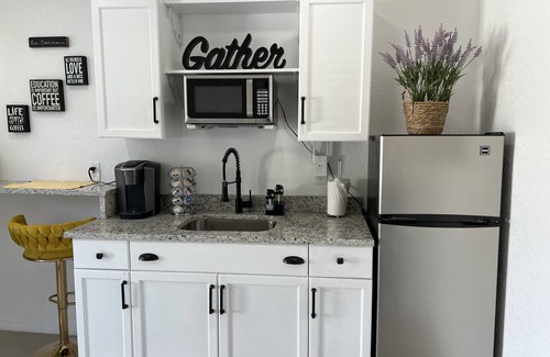Tampa Apartment | little paradise