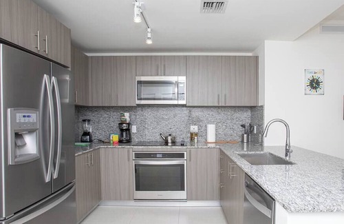 Doral Apartment | Luxury 2BD/2BT Apartment in Downtown Doral