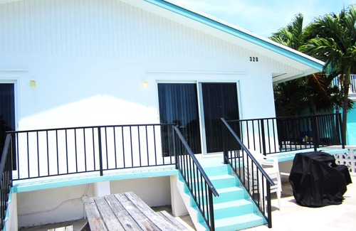 Key Colony Beach House | Maria's Neat & Clean. Dock, Near the private Pool Club
