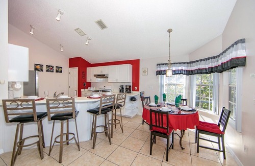 West Kissimmee House | Mickey's Lake Villa 2 only a few miles from Disney