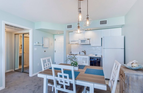 Fort Myers Beach Condo | NEW LISTING! Beautiful Remodeled 7th Floor Paradise "Lovers Key Resort"