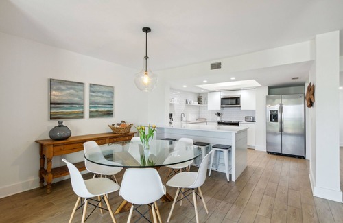 Fernandina Beach Condo | NEW PHOTOS! Spacious Amelia Island Villa Sleeps 12! Ideal for Large Families & Groups!