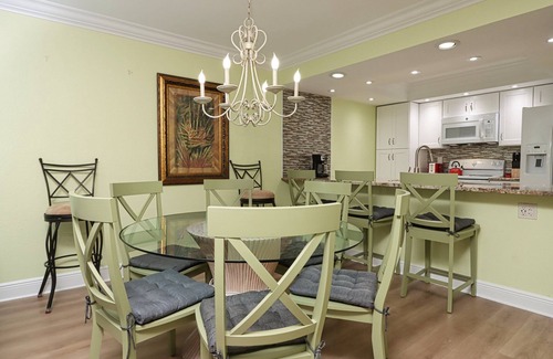 Biggar Condo | Nicely Appointed and Updated Two Bedroom Condo - Sanibel Harbour Resort 1012