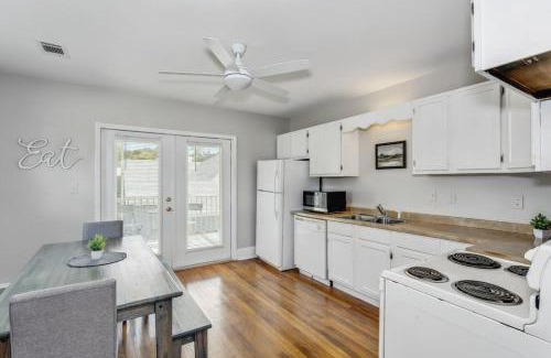 South Pensacola Apartment | North Highlands Nest- Unit B
