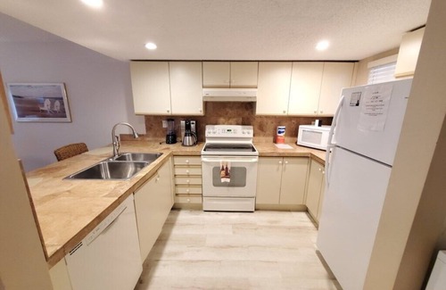 Butler Beach Condo | Ocean Village: 2BR Beachfront Condo with Pool & Gym