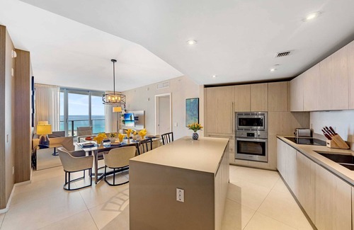Hollywood South Central Beach Condo | On the Beach, Ocean and City Views 17 Zen at LYFE Resort